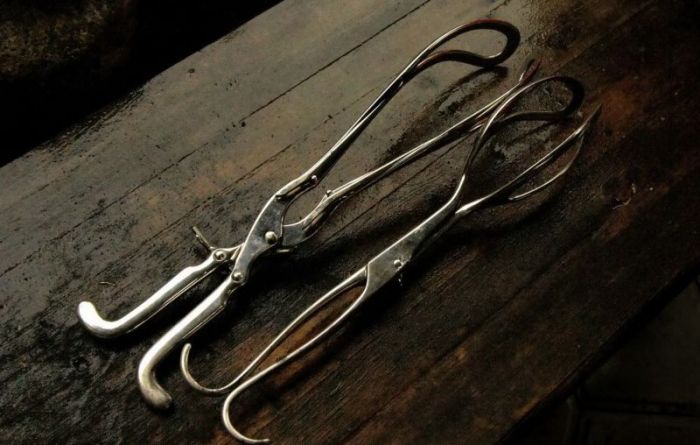 Жуткие инструменты гинекологов начала прошлого века (15 фото)