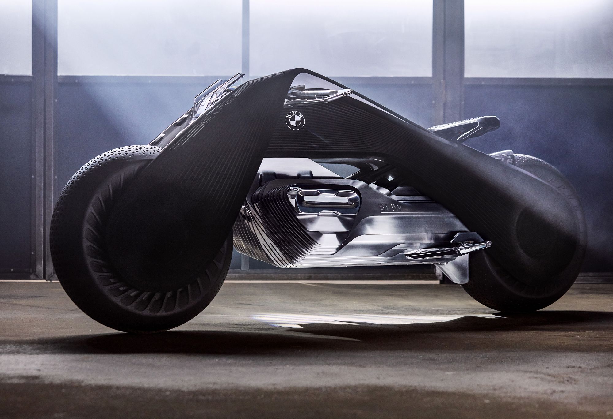 Мотоцикл будущего от BMW