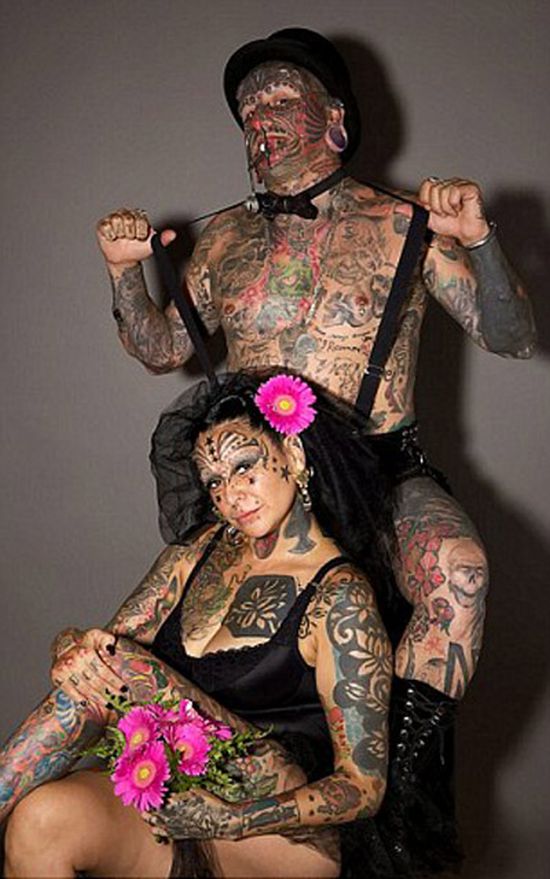 Самая татуированная пара поженилась (7 фото)