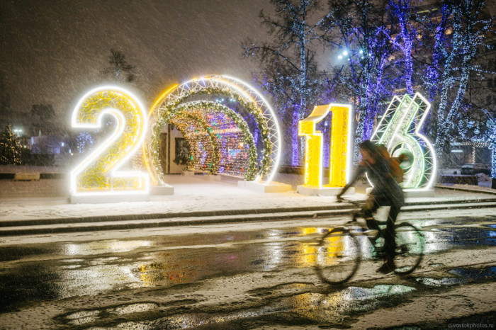 Москва готовится к <Новому году> ( 40 фото )