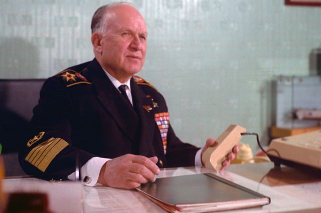 Родные адмирала Горшкова передали Музею Победы вознаграждения на 2 миллионов $ (4 фото)