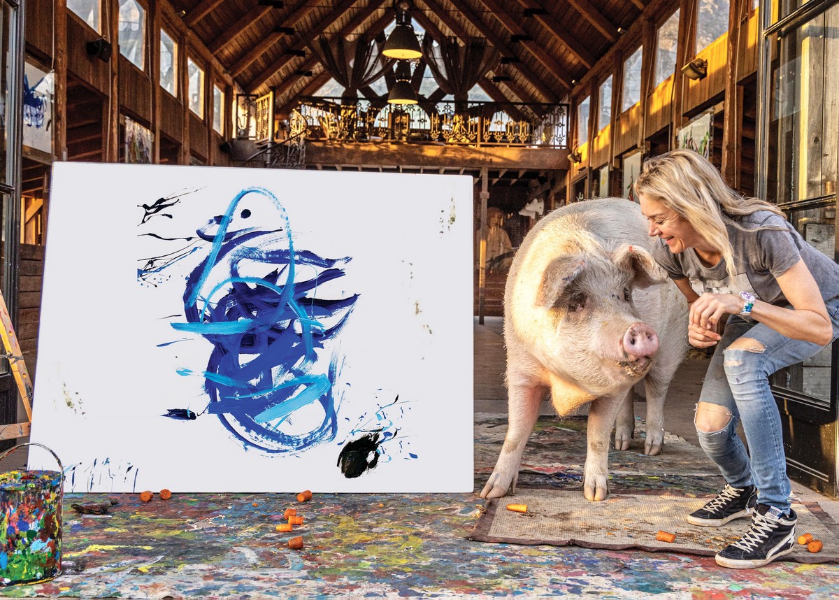 Свинья-живописец написала картину, которую продали за 20 000 фунтов стерлингов