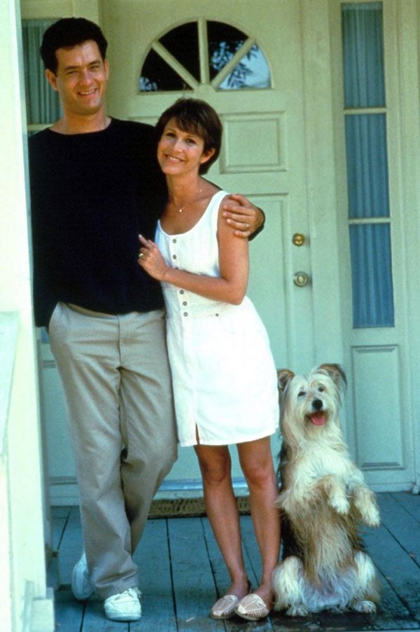 Том Хэнкс и Кэрри Фишер на съёмках фильма «Предместье» (1989)
